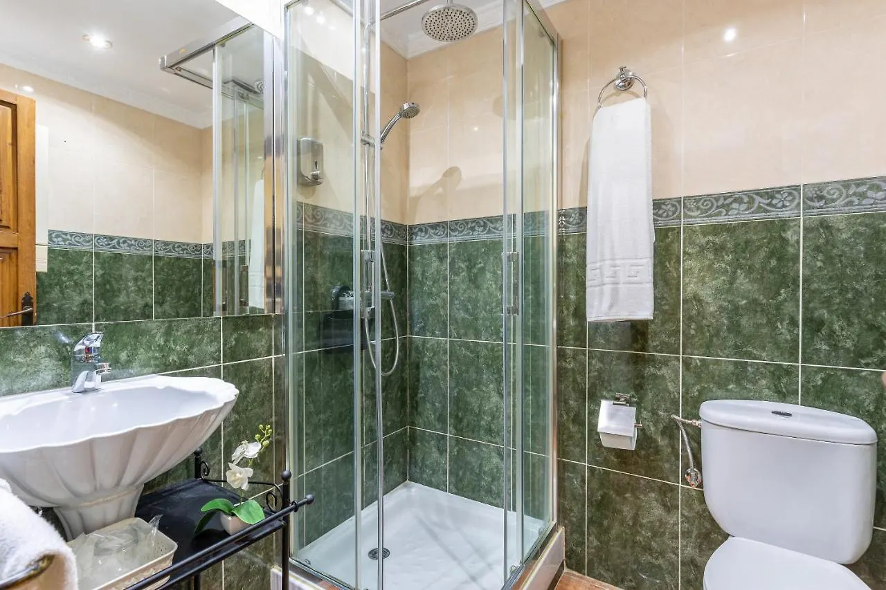 Aparthotel Puerta De Aduares Marbella