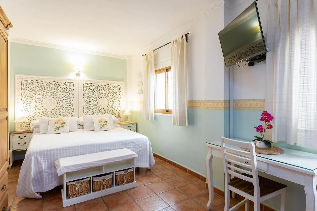 Aparthotel Puerta De Aduares Marbella 2*,  Španělsko