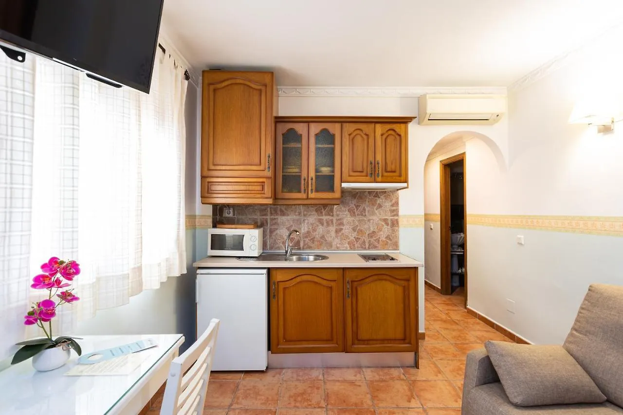 Aparthotel Puerta De Aduares Marbella