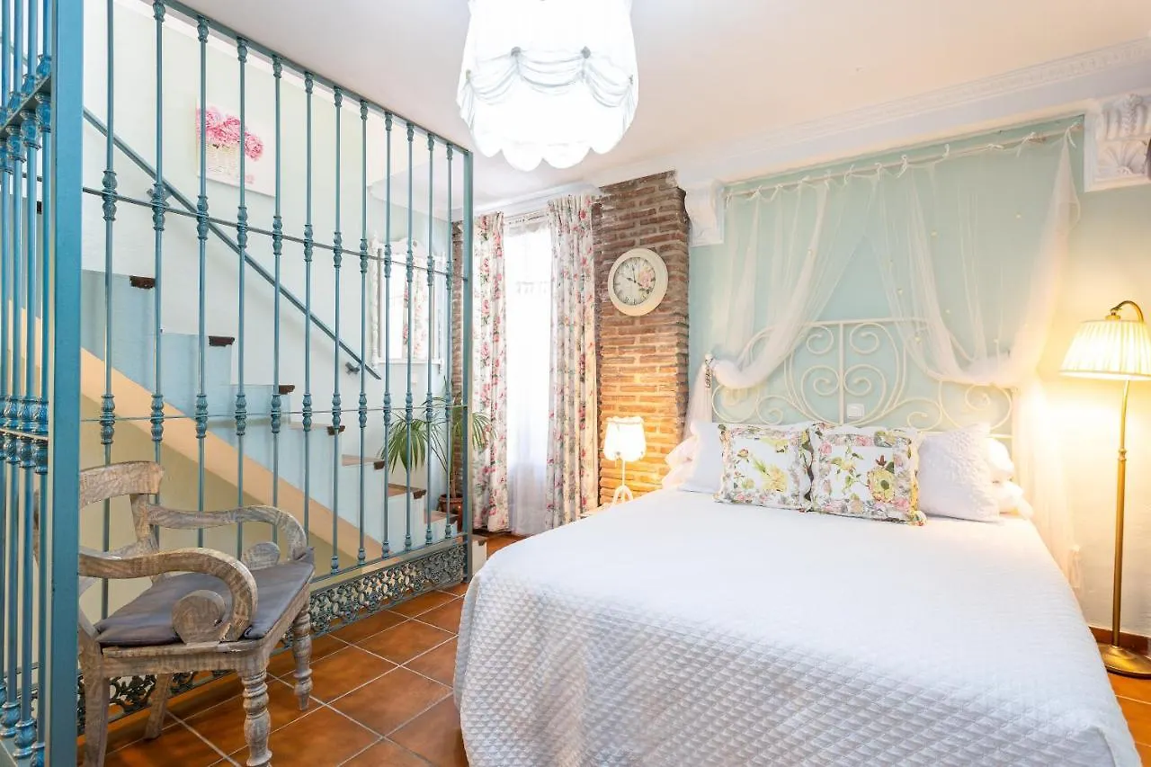 Aparthotel Puerta De Aduares Marbella 2*,