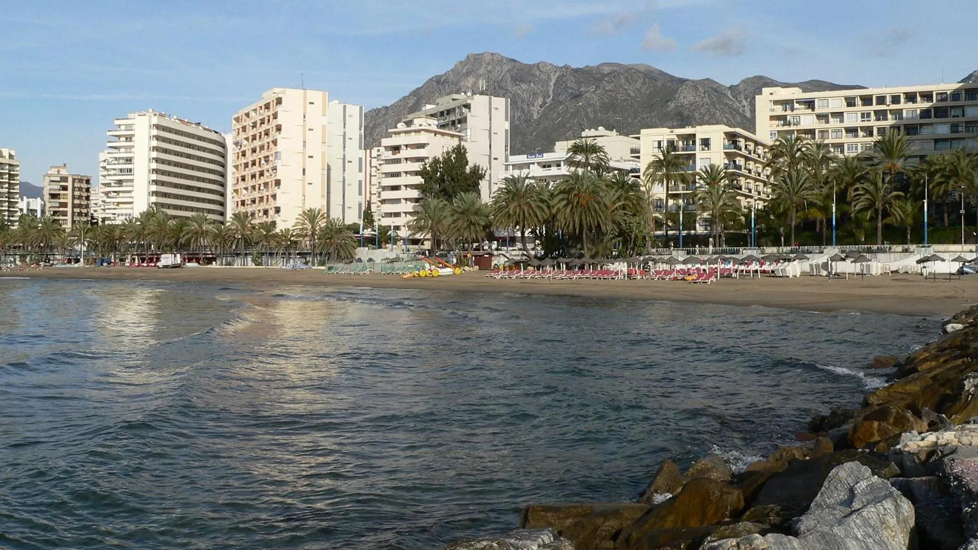 Aparthotel Puerta De Aduares Marbella
