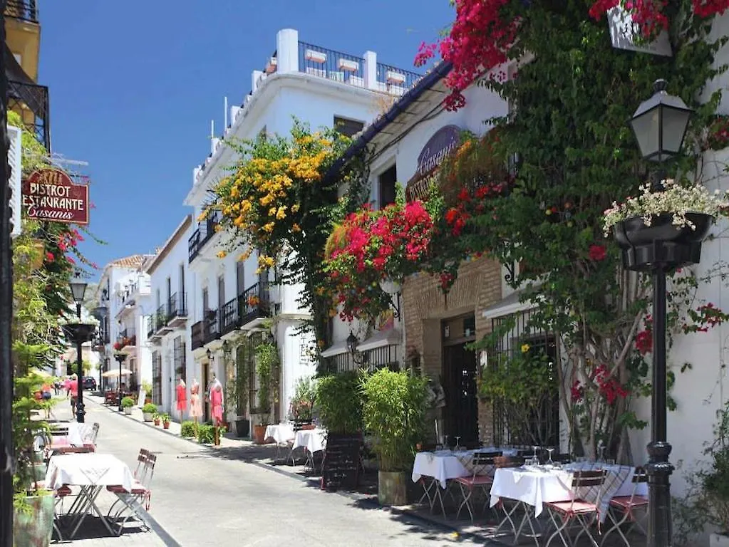 Aparthotel Puerta De Aduares Marbella 2*,